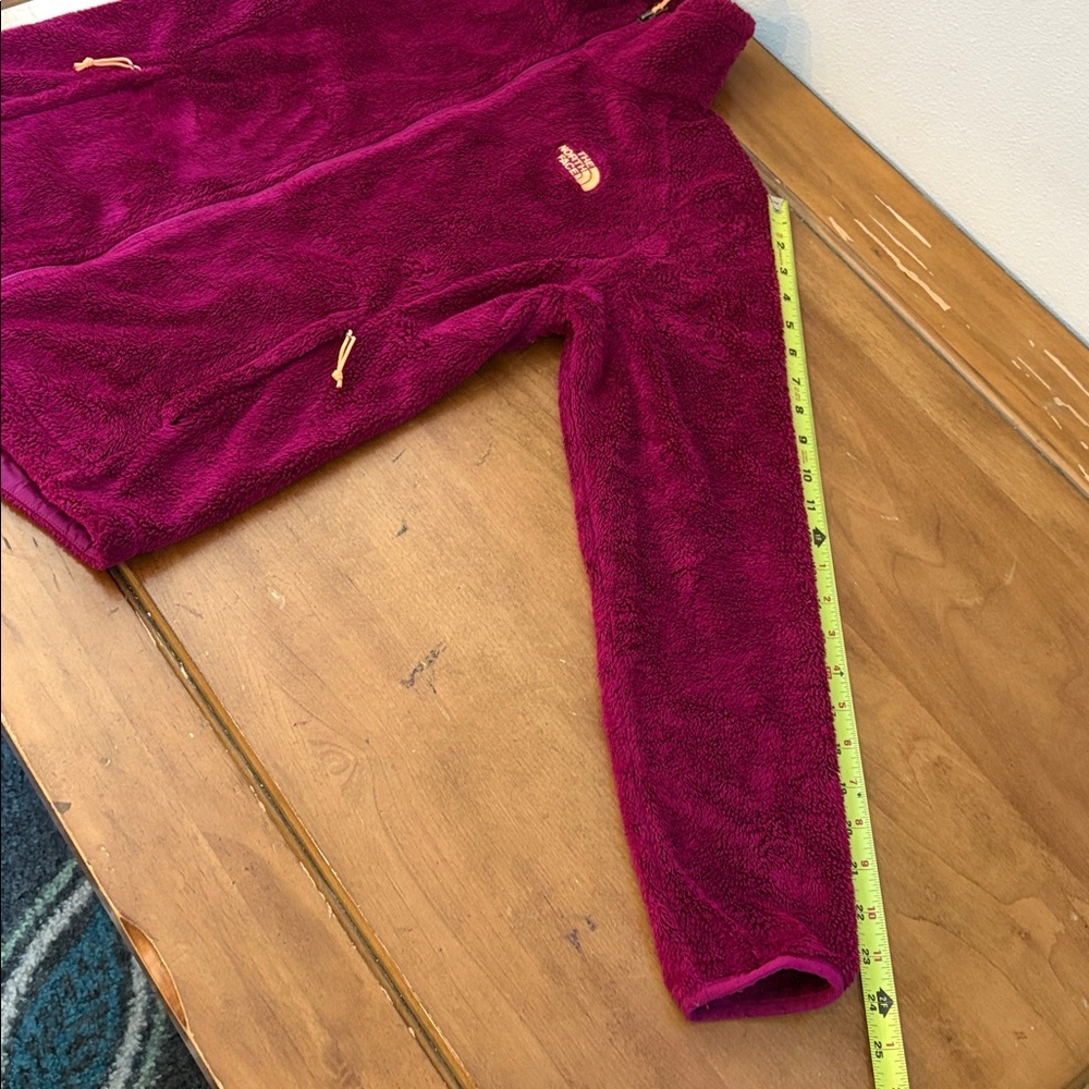 The North Face Plush Fleece Jacket in Deep Red Size Small - Picture 8 of 13